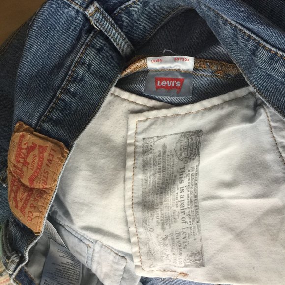 Levi's 501 Denim Button Fly Made in Egypt - Picture 15 of 16